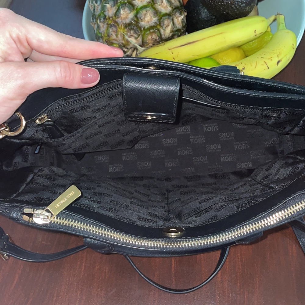 Black tote MK - Picture 2 of 5
